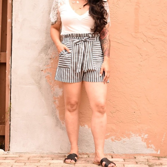 The House Of Gentry Pants - Striped high-waist paper bag shorts